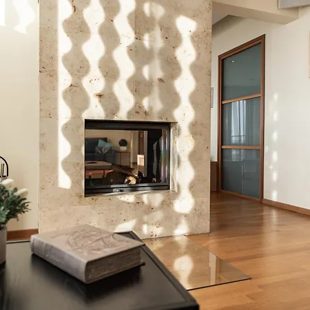 Airhome - The Admiral House *