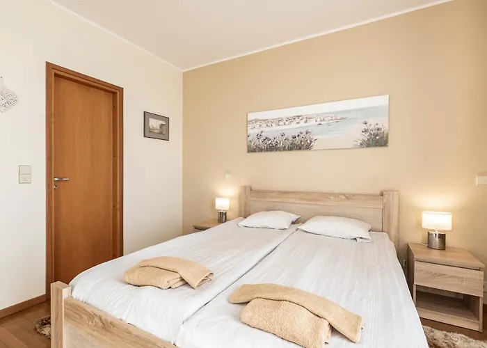 Airhome - The Admiral House