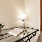 Airhome - The Admiral House