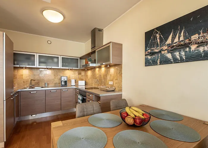 Airhome - The Admiral House *